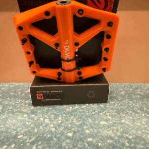 Pedals wide ( orange )